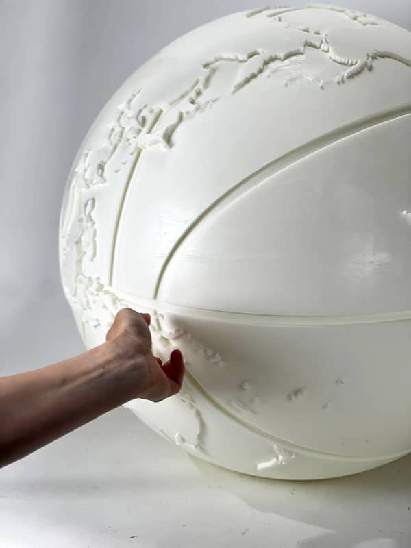 3D printing service in Los Angeles: SLA resin and FDM for prototypes, display pieces, trophies, and custom props